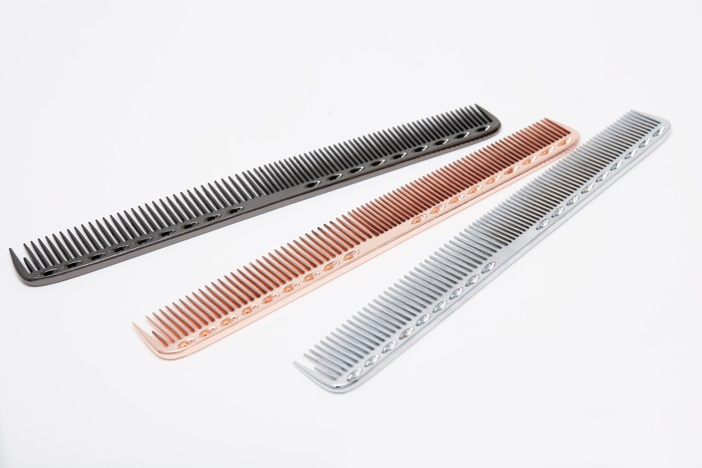 Large Metallic Combs